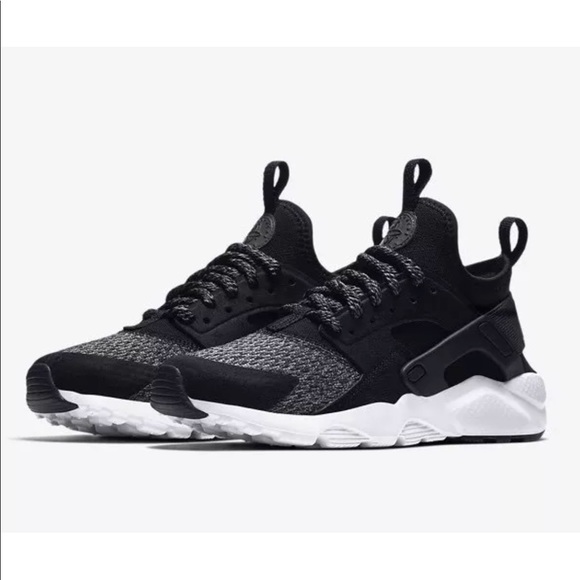 NIKE AIR HUARACHE RUN ULTRA SE SHOES - Picture 2 of 3